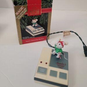 Hallmark Keepsake Christmas Ornament Santa's Answering Machine Voice Sound Light